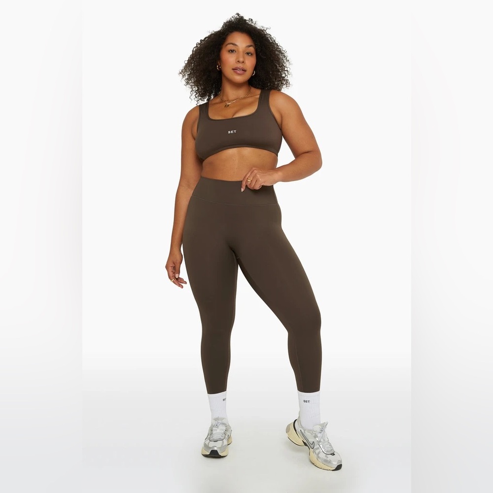 SET Active 2-Piece SPORTBODY® Matching Bra & Leggings Workout Set